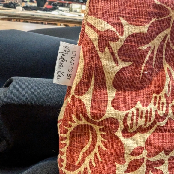 Handmade Floral Makeup/ Travel bag - Picture 3 of 5